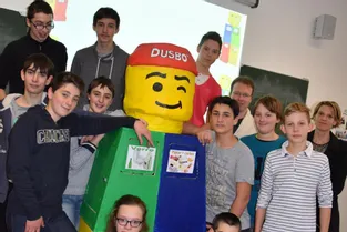 Des collégiens d'Issoire participent à la finale First Lego® League
