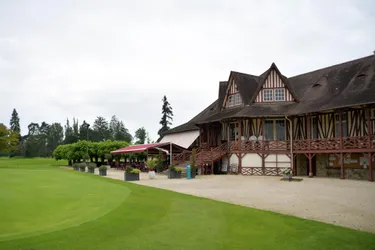 Stabilité retrouvée au golf du Sporting club de Vichy (Allier)
