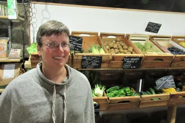 Docteur en biologie végétale, Carole Arnaud ouvre une épicerie bio dans « La maison du matelassier » de Felletin (Creuse)