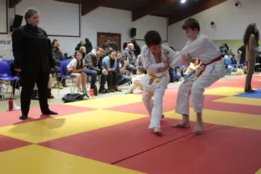 Premiers O Soto Gari sur les tatamis pour deux cent soixante jeunes judokas