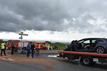Trois blessés légers dans un accident de la route entre Surat et Saint-Ignat (Puy-de-Dôme)