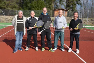 Rénovation des cours de tennis à Boussageix
