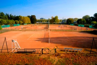 Vente du Sporting tennis de Vichy : toujours pas de terrain d'entente entre l'Agglo et le propriétaire