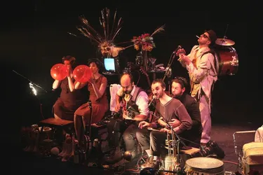 Du Tom Waits burlesque avec l’Orchestre d’hommes-orchestres