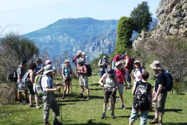 L’association a sillonné les paysages autour de Roquebrune-Cap-Martin