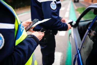 Onze voitures mise en fourrière par les gendarmes de l'Allier pour des délits routiers