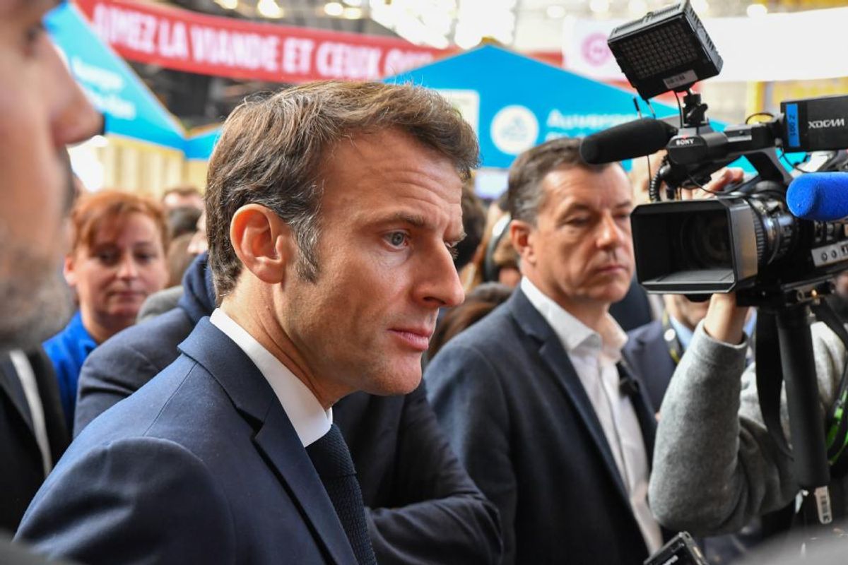 Emmanuel Macron souhaite réinviter les syndicats "courant mai" sur les ...