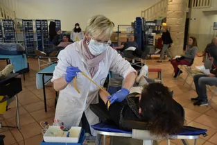 Avec 45 nouveaux donneurs malgré le confinement, la collecte de sang a très bien fonctionné à Issoire