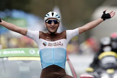 Tour de France : victoire de Peters, Bardet chute mais attaque dans le final