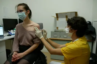Pour la première fois en Creuse, tous les plus de 18 ans ont pu se faire vacciner lors d'une opération coup de poing à Sainte-Feyre
