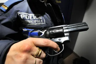 A Gerzat, les policiers municipaux bientôt équipés de revolvers