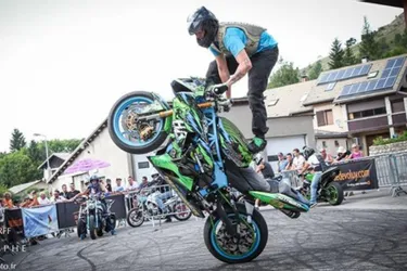 Corrèze : Jordan Imbert défie la pesanteur avec ses motos