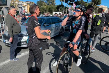 Tour de Catalogne : Roglic règle Evenepoel au sprint, Bardet près du top 10 sur la première étape