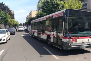 Collision entre un bus de la T2C et une voiture à Clermont-Ferrand : quatre blessés légers