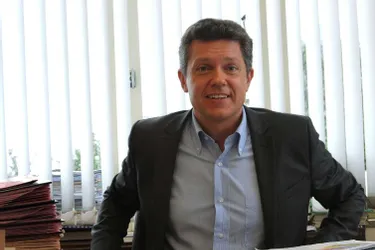 Le maire, Michel Paillassou, croit au développement économique et humain d’Égletons