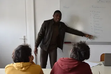 Ils veulent devenir profs de français au Kenya et en Angleterre : qui sont les assistants de langue d'Issoire ?