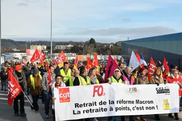 [En images] Nouvelle manifestation contre la réforme des retraites à Montluçon : « Une seule solution, le retrait ! »