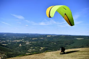 Pas d'éoliennes en vue à l'horizon du Suc au May (Corrèze)