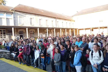 340 élèves présents au collège public