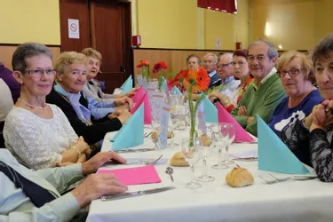 Le CCAS a invité les aînés à passer à table