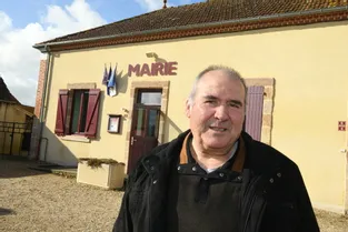 Michel Borde, maire de Chézy (Allier), commune de 235 habitants : « Être maire, c'est s'occuper des autres »