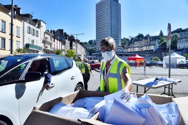 Corrèze : Tulle en mode drive pour distribuer en deux jours 75.000 masques chirurgicaux