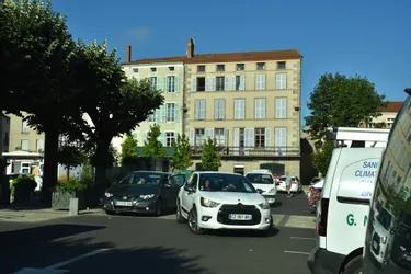 Trois conseils pour éviter la galère du stationnement le samedi matin à Issoire