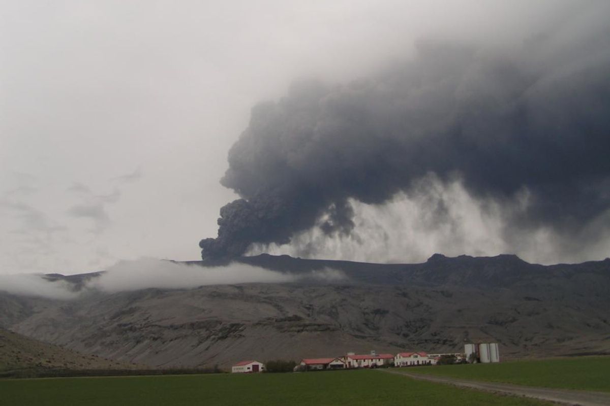Un nuage de soufre a traversé la France, sans commune mesure avec celui