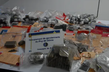 Près de 3 kilos de résine de cannabis saisis par les gendarmes de la Compagnie de Riom, 2 prévenus incarcérés