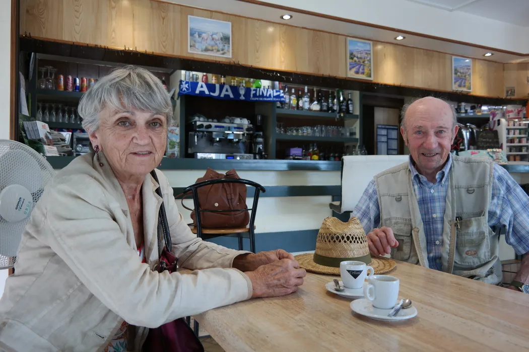 elfbar nachfüll pod läuft aus À Auxerre, le Bar des Stades vit au rythme de l'AJA