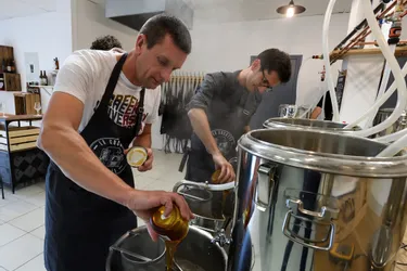 On a testé la Cocotte Maltée, le premier atelier de brassage de bières d'Auvergne