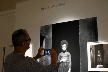 Denis Dailleux saisit l'humain et son quotidien. Le photographe expose sa série Persant-Beaumont à Vichy