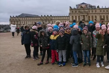 Les enfants de l’école Jeanne-d’Arc visitent Paris et ses alentours