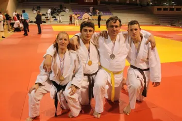Quatre Thiernois médaillés à Ceyrat