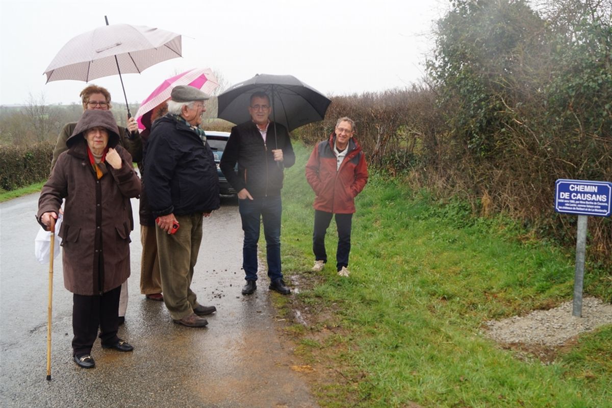 Évaux-les-Bains a inauguré la plaque du chemin de Causans reliant les ...