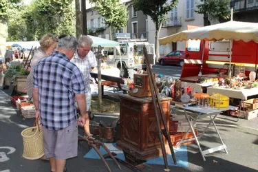 Brioude (Haute-Loire) accueille sa première brocante d'après déconfinement ce dimanche 7 juin