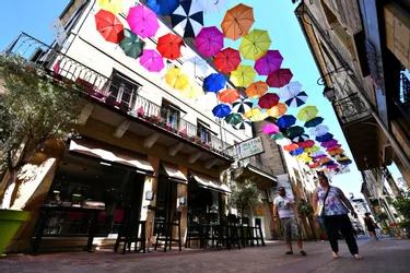 2.500 parapluies et une plage pour animer le centre-ville de Brive