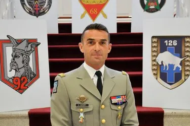 Nouveau patron à l’état-major: le général Hervé Gomart succède au général Barerra