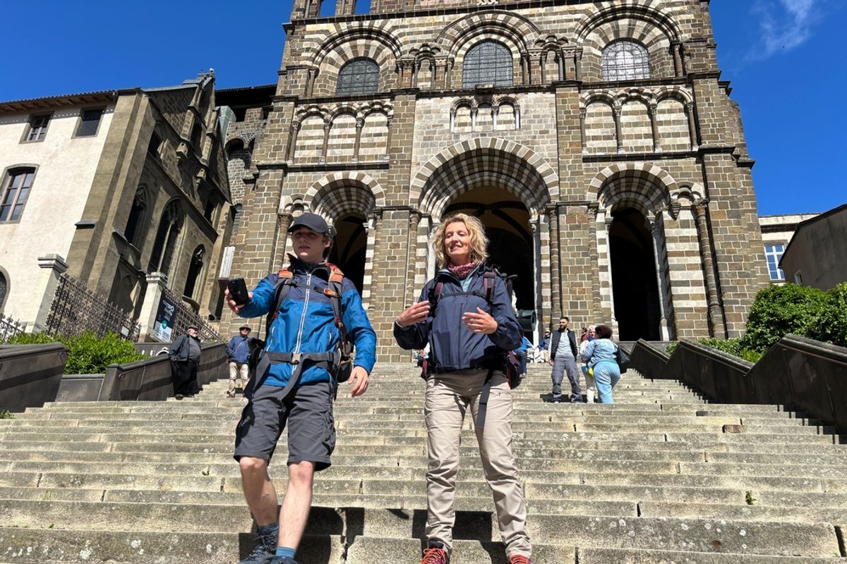 on-connait-enfin-la-date-de-sortie-au-cin-ma-du-film-compostelle-tourn