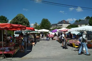 Le marché revient dans la rue principale