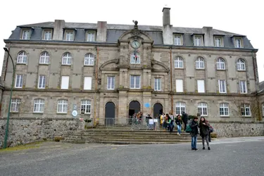 Le collège restera dans la cité scolaire Raymond-Loewy