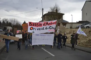 Les professeurs du collège et lycée d’Ambert manifestent et dénoncent la faiblesse des moyens prévus à la rentrée (Puy-de-Dôme)