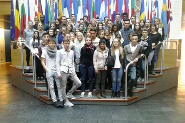 Cinquante élèves ont découvert les institutions européennes