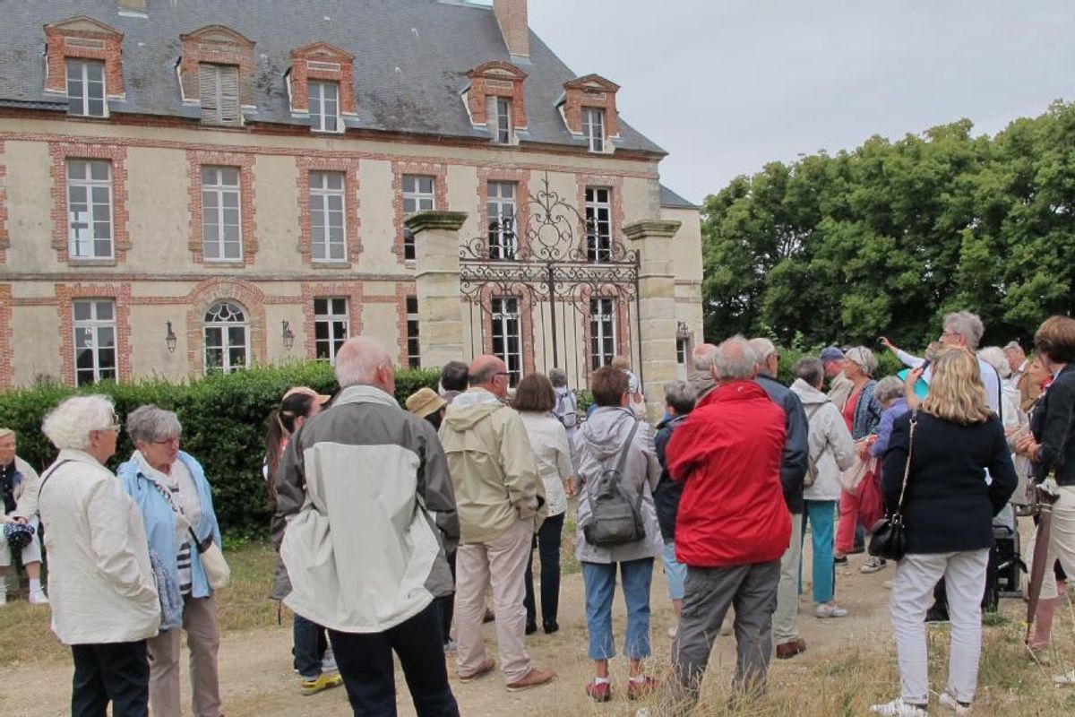 l-office-de-tourisme-choisit-le-village-du-boullay-thierry-pour-une