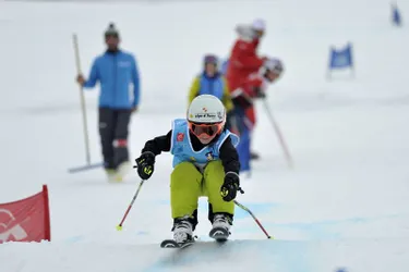 Les jeunes du Ski club de Besse au Mont-Dore