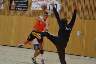 Handball : les joueurs et joueuses sanflorains ont retrouvé les parquets