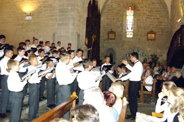 Les petits chanteurs de Saint-Dominique ont empli l’église et enchanté le public