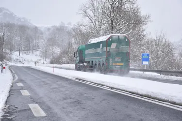 Restrictions de circulation sur les grands axes routiers du Cantal à cause de la météo