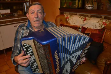 Edmond, accordéoniste de l'orchestre Clapier : « Il fallait que ça bouge, que ça secoue »