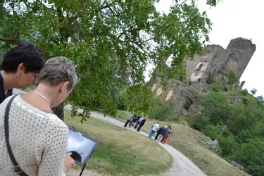 Haute-Loire : un bond dans le temps virtuel au château de Léotoing
